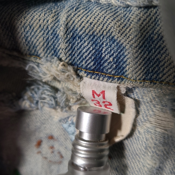 Floral Embroidered Vintage Jean Vest - Picture 5 of 7